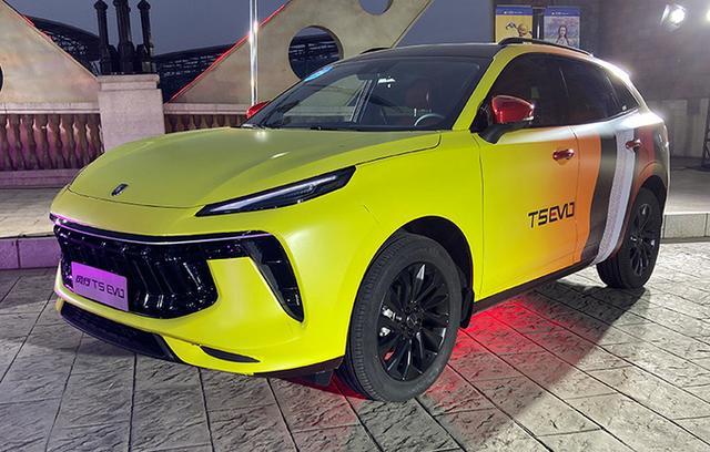 东风风行T5 EVO上市 售价10.39-13.69万 搭全新LOGO