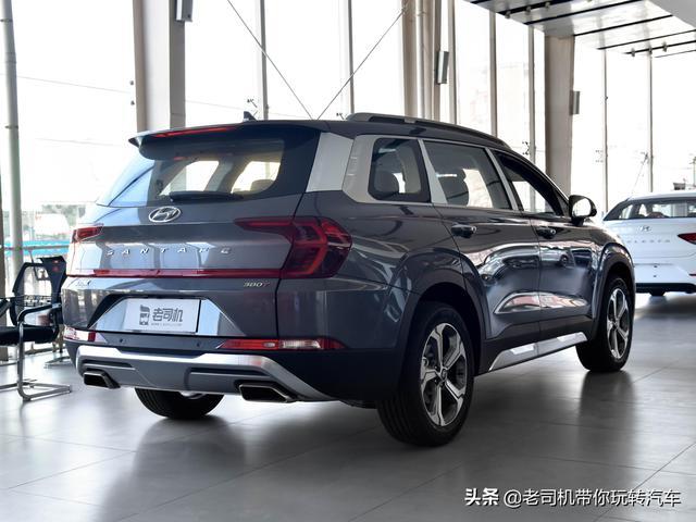 比汉兰达还大，2.0T+8AT自动挡，三排座中型SUV，胜达