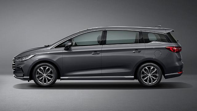 10多万买MPV，五菱凯捷和比亚迪宋MAX怎么选？