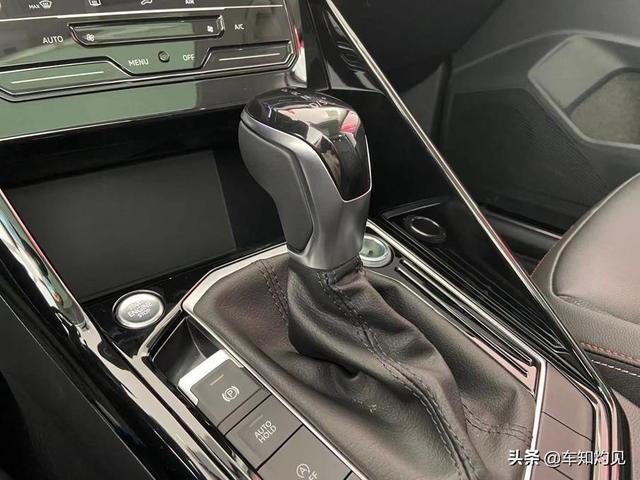 轴距超2米7的德系SUV！配湿式双离合，探店一汽-大众探岳