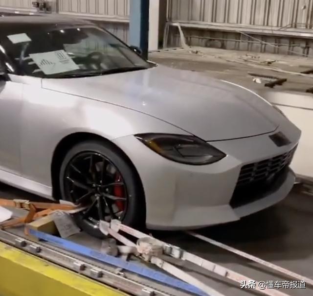 新车｜竞争丰田“牛魔王”，曝日产370Z继任者，致敬350Z