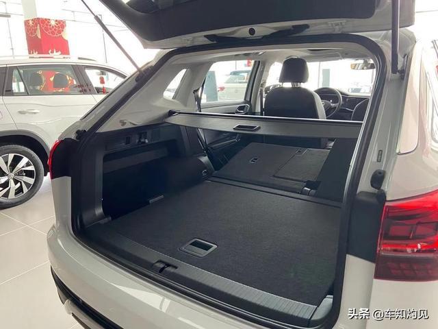 轴距超2米7的德系SUV！配湿式双离合，探店一汽-大众探岳