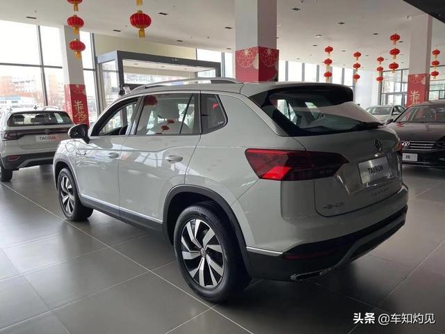 轴距超2米7的德系SUV！配湿式双离合，探店一汽-大众探岳