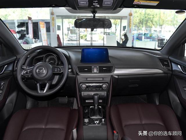 买两厢车不如看看SUV，空间更大，6AT省油，马自达CX-4