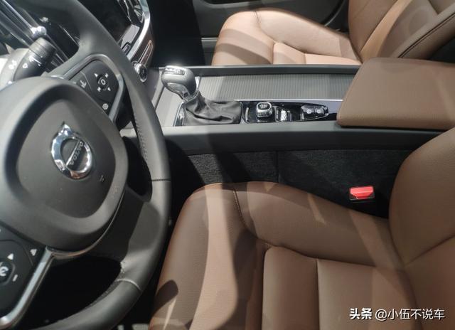 27万提了辆沃尔沃S60，才开4380公里，车主想说句心里话