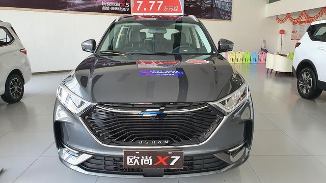 10万元SUV选实用还是运动？对比长安欧尚X7、X5