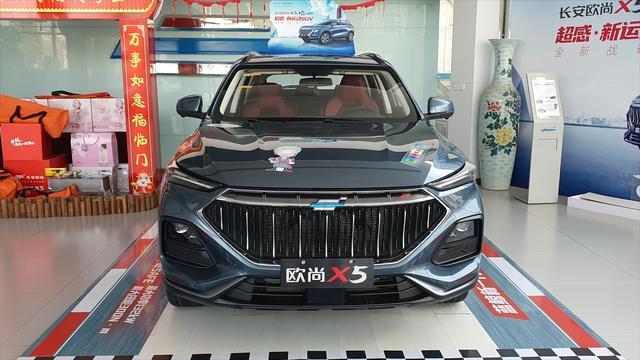 10万元SUV选实用还是运动？对比长安欧尚X7、X5