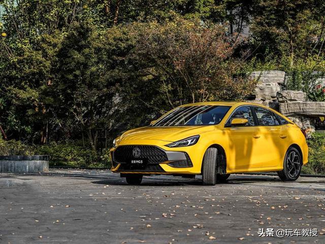 6.79万起！号称年轻人首选的名爵MG5 月入5k能买它？