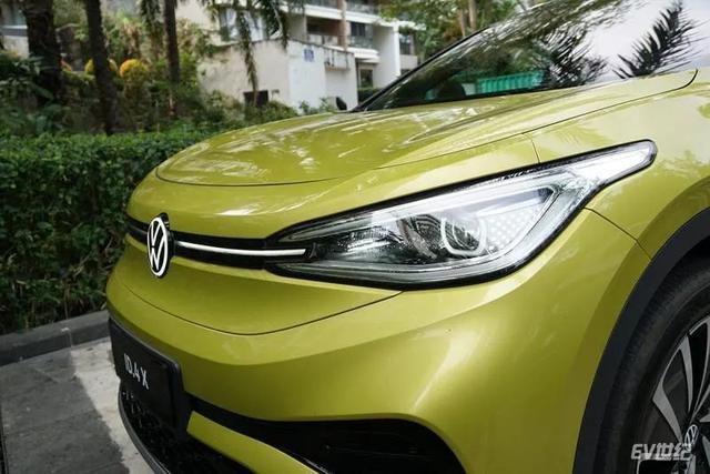 试驾上汽大众ID.4 X后我找到了6个不买Model 3的理由