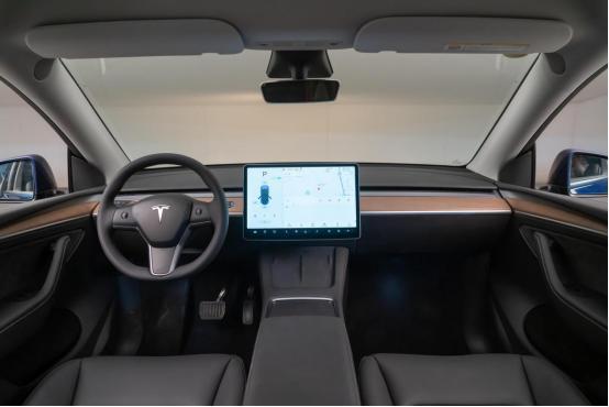 MARVEL R对比特斯拉Model Y 你更Pick谁？