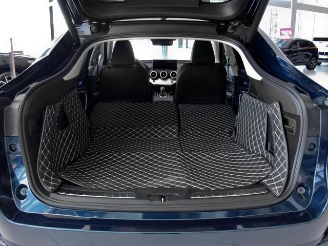 档次感很高的国产SUV，看着像一个小“宝马X6”，VV7GT