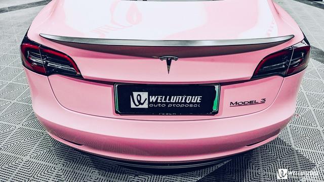 性能版特斯拉model3P变换樱花粉！！