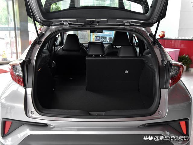 外观很漂亮，开着还省心的日系合资SUV，丰田奕泽IZOA