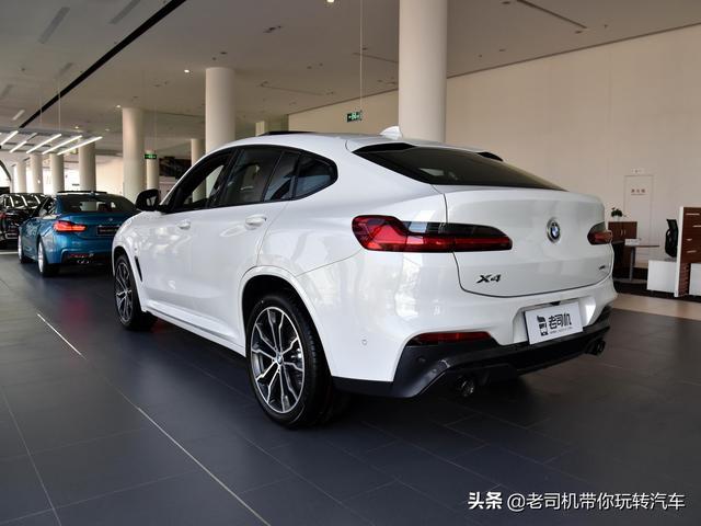 优惠的小“X6”，8AT自动挡加四驱，依旧实用，进口宝马X4