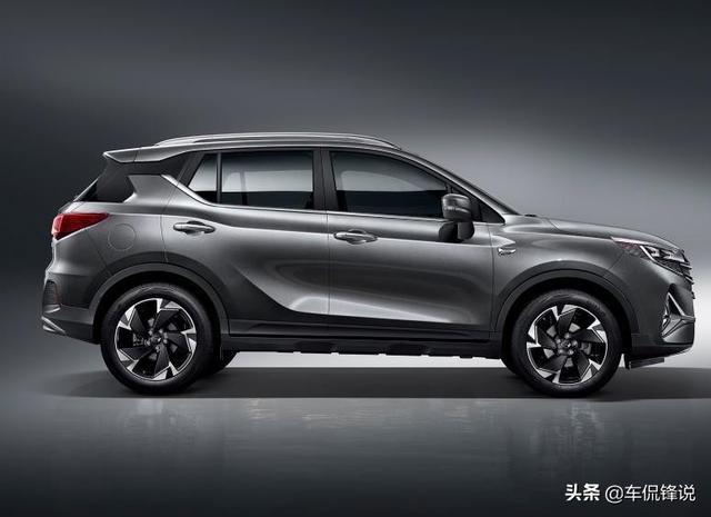 广汽出了款高性价比SUV，不到8万，就配10.25英寸中控屏