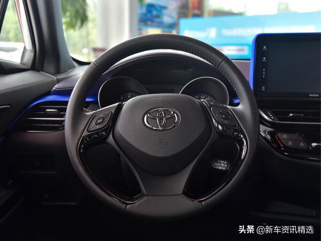 外观很漂亮，开着还省心的日系合资SUV，丰田奕泽IZOA