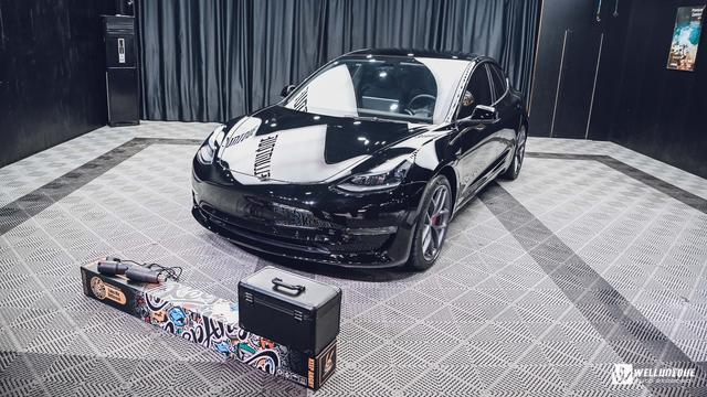 性能版特斯拉model3P变换樱花粉！！