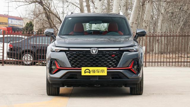 顶配只要10.99万，全面升级的长安CS35 PLUS值吗？