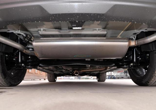 国产实力派SUV，配1.4T+7速双离合，售价不足十万