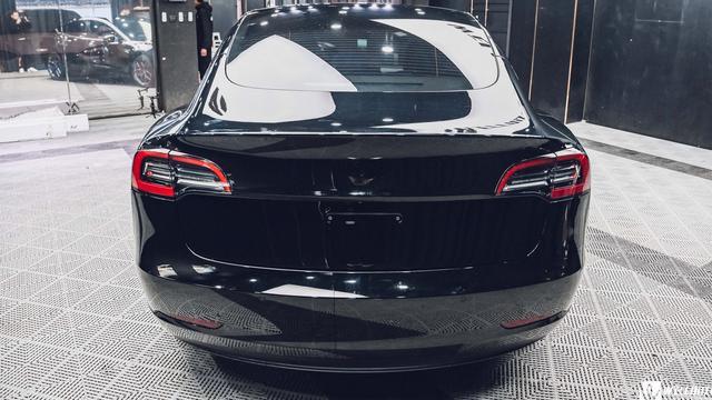 性能版特斯拉model3P变换樱花粉！！