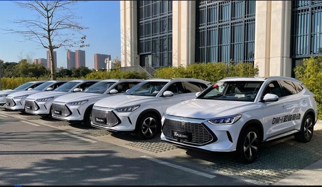 续航1200公里、可上绿牌，比亚迪宋PLUS DM-i上市！