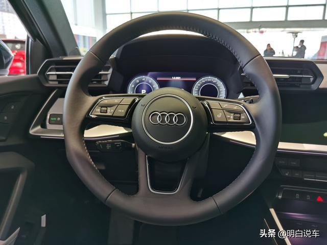 入门亦有态度！体验全新奥迪A3L Limousine