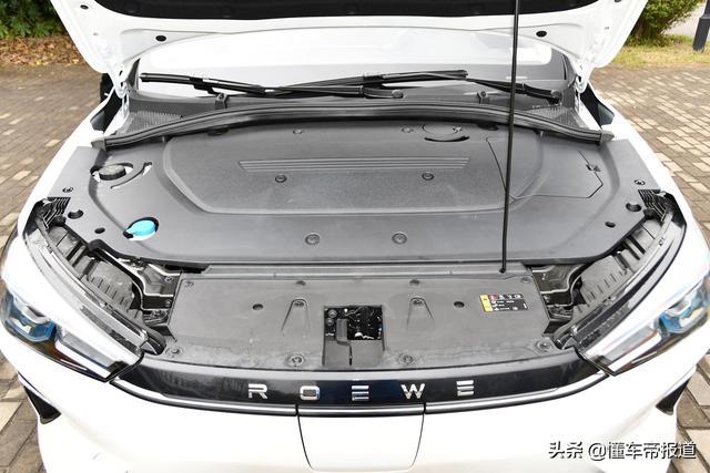 新车｜外观内饰大幅提升 全新荣威Ei5静态解析
