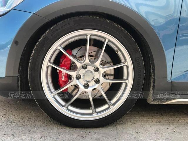 七座奶爸车也有自己的改装态度 大众途安L化身绞牙战士