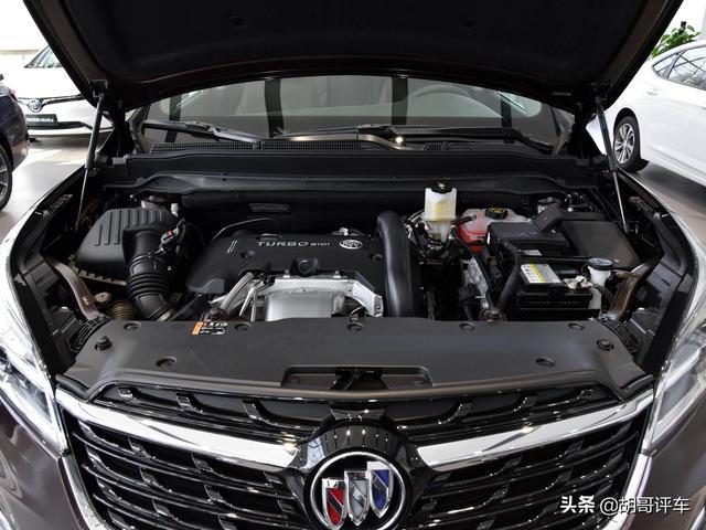 外观大气，内饰稳重，大空间动力强的中型SUV，实拍别克昂科威
