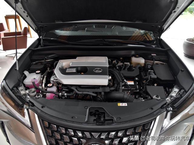 油耗不到5个油的进口SUV，还是日系豪华品牌，雷克萨斯UX