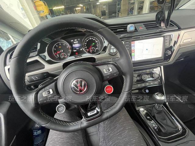 七座奶爸车也有自己的改装态度 大众途安L化身绞牙战士
