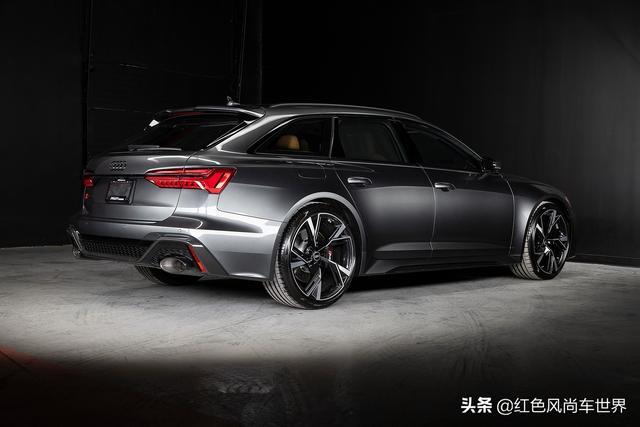 2021款奥迪RS 6 Avant 4.0T 地表最强买菜车
