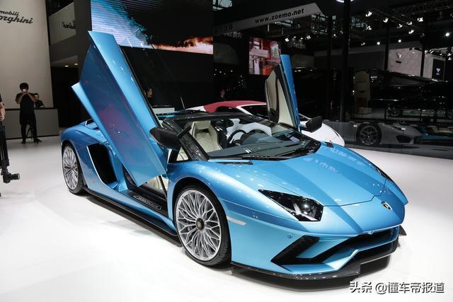 上市｜售499.8万元起，实拍法拉利SF90 Spider