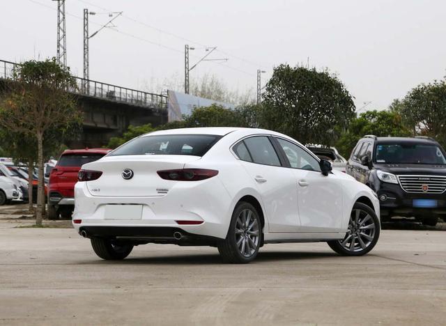 新车｜或将于4月上市，新款马自达3 昂克赛拉实拍曝光