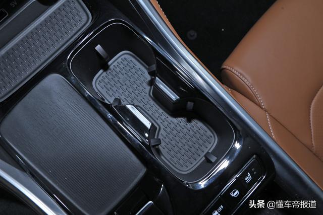资讯｜竞争宋MAX、五菱凯捷？大通G50新车发布，配电子怀挡