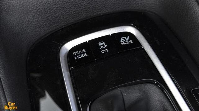 百公里油耗3升？真的那么省油吗？试驾2021款雷凌双擎领先版