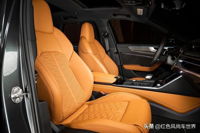 2021款奥迪RS 6 Avant 4.0T 地表最强买菜车