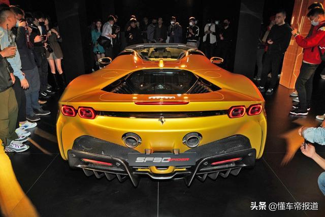 上市｜售499.8万元起，实拍法拉利SF90 Spider