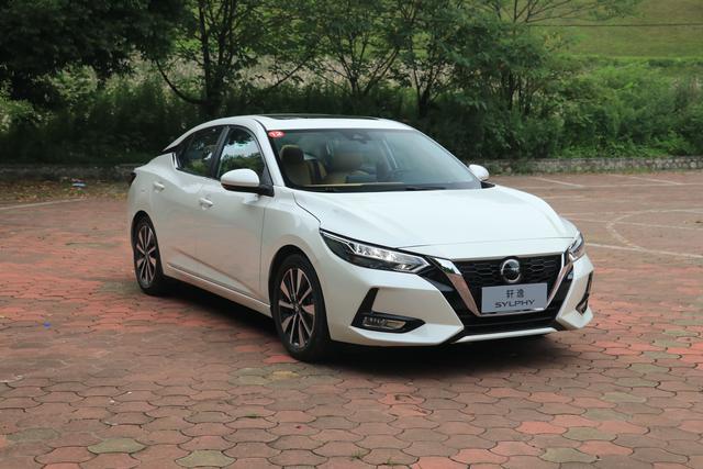 2月轿车销量排行出炉：第一不是轩逸，Model 3挤进前十