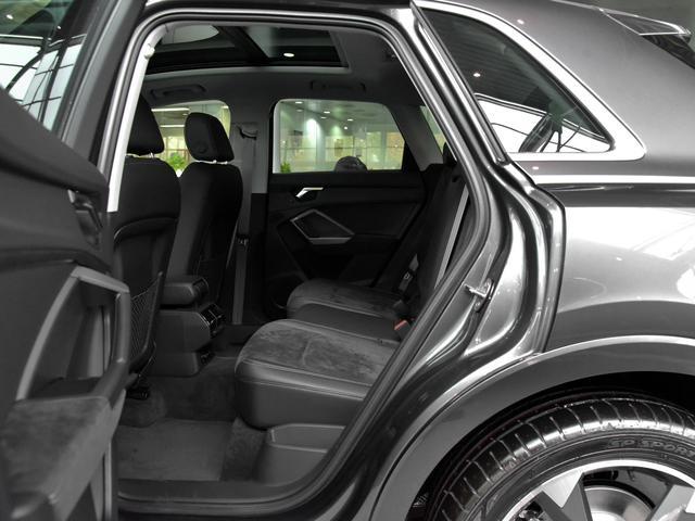 入门级豪华SUV选谁好？奥迪Q3有颜有趣，百公里油耗6.7L