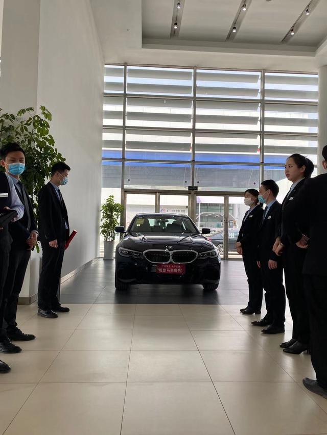 给孩子选车：2021款宝马320LI 提车小记