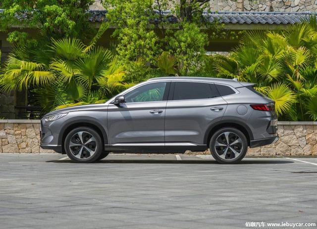 续航1200km 宋PLUS DM-i补贴后售14.68万起