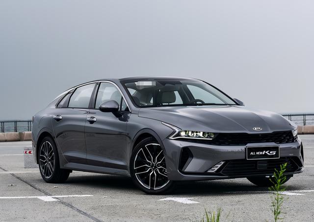 2.0T+8AT，一公里才4毛，K5凯酷还这样讨好年轻人？