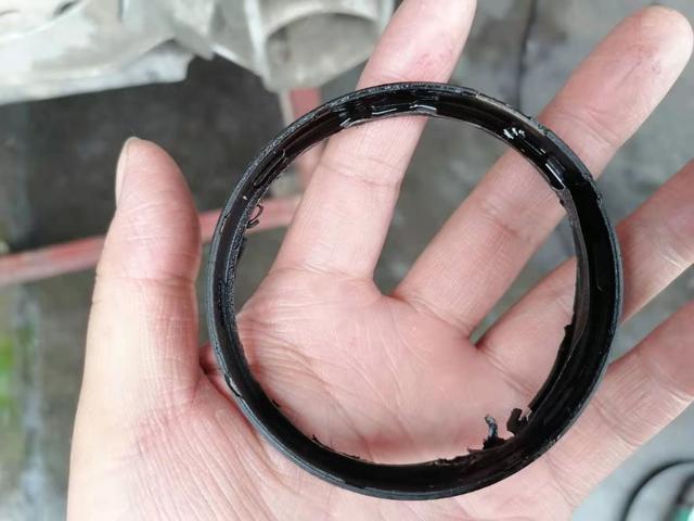 都想开6缸大宝马，修个漏油就够胖哥喝一壶，宝马不坑穷人是真的