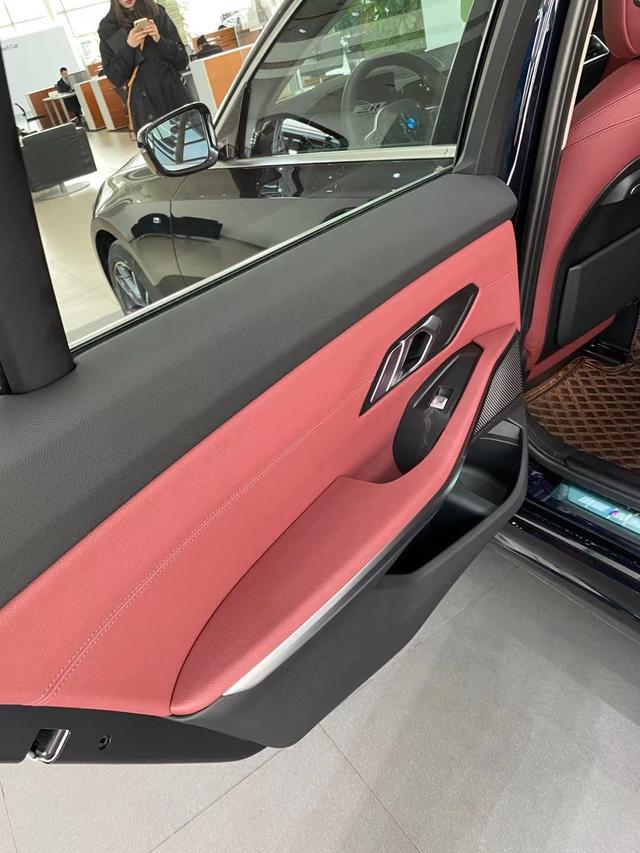 给孩子选车：2021款宝马320LI 提车小记