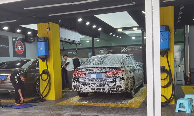 纠结525Li和530Li？看完你就有答案