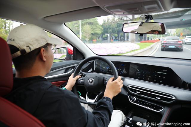 试驾新款逸动PLUS，从小改款当中我看到了长安的大态度