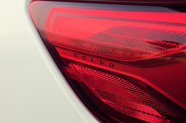 23万级就能买豪华四驱SUV？原来你是这样的沃尔沃XC40
