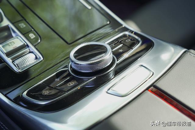 新车｜试驾红旗H9 3.0升V6版，不谈情怀它是一辆好车吗？