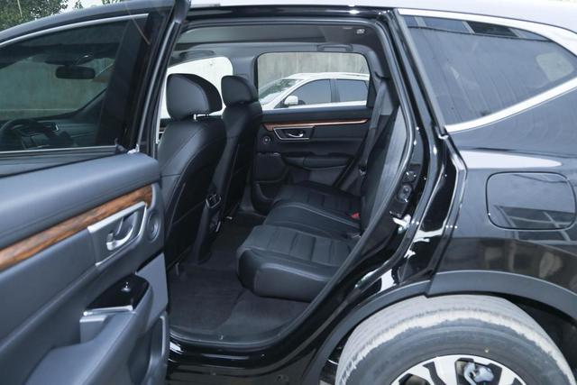 宿敌的较量，CR-V、威兰达全面对比，谁更适合入手？